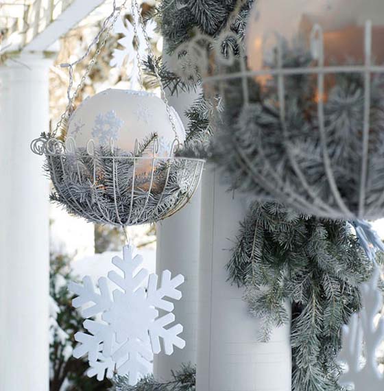 Decorazioni natalizie: balcone, portico e giardino