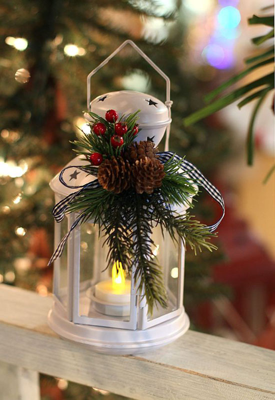 Stunning Christmas Lantern Decorations Ideas - All About 