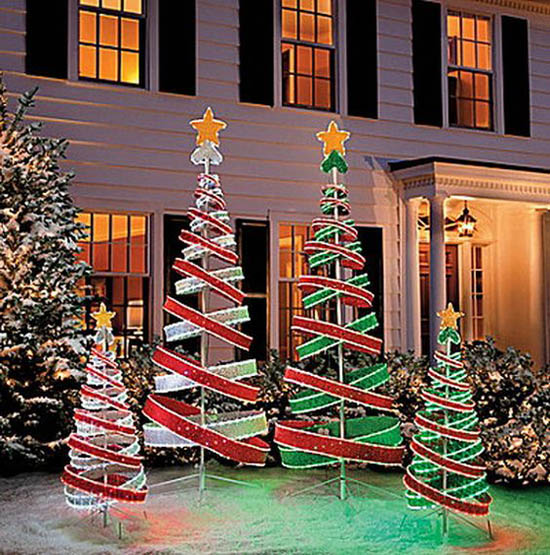 30+ Breathtaking Christmas Yard Decorating Ideas and Inspiration  All