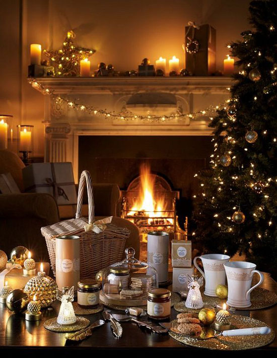 dining-room-christmas-decorations-13