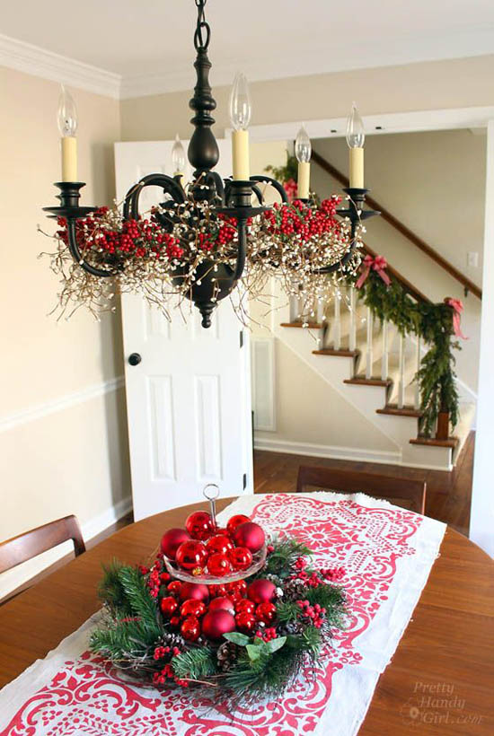 40+ Fabulous Christmas Dining Room Decorating Ideas - All About Christmas