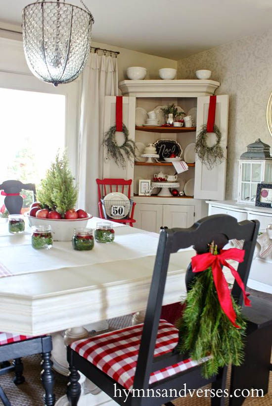 dining-room-christmas-decorations-3