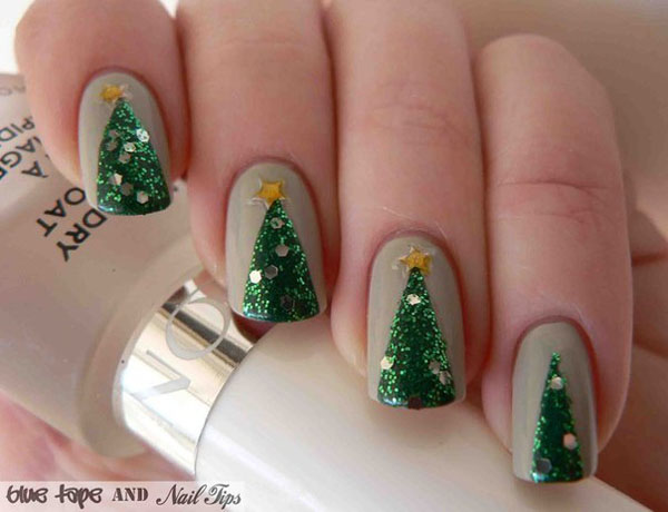 simple-christmas-nail-designs-11
