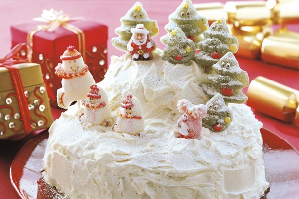 3(Luxury-Christmas-cake)