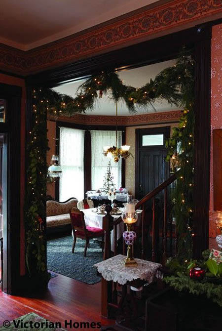 30 Exquisitely Stunning Victorian Christmas Decorating Ideas All 