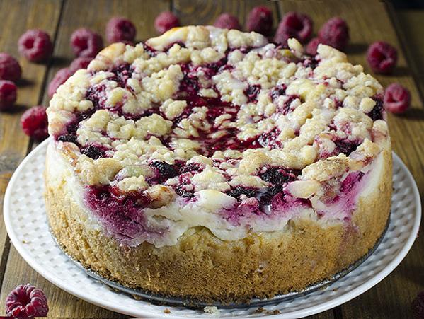 Raspberry-Cream-Cheese-Cake