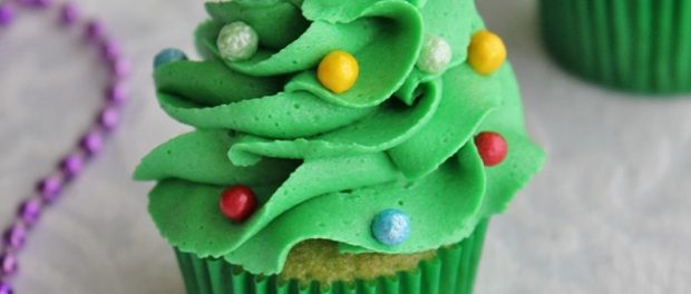 Mini-Christmas-Tree-Cupcake