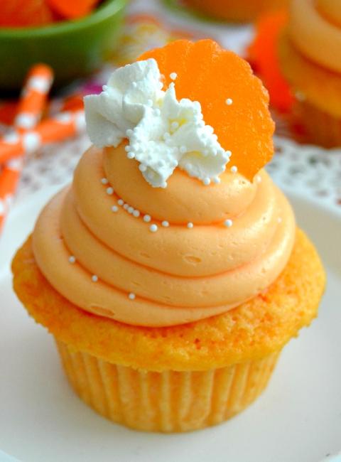 orange-creamsicle-cupcakes