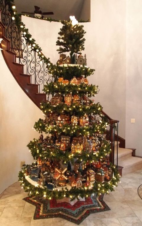 Christmas-tree-under-staircase