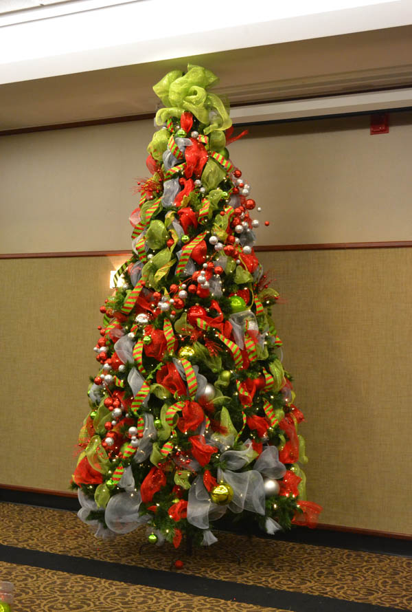 christmas-tree-decorating-ideas-40