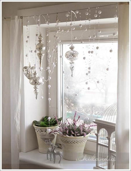 40+ Stunning Christmas Window Decorations Ideas - All ...