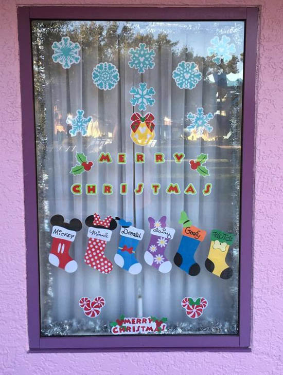 christmas-window-decoration-ideas-35