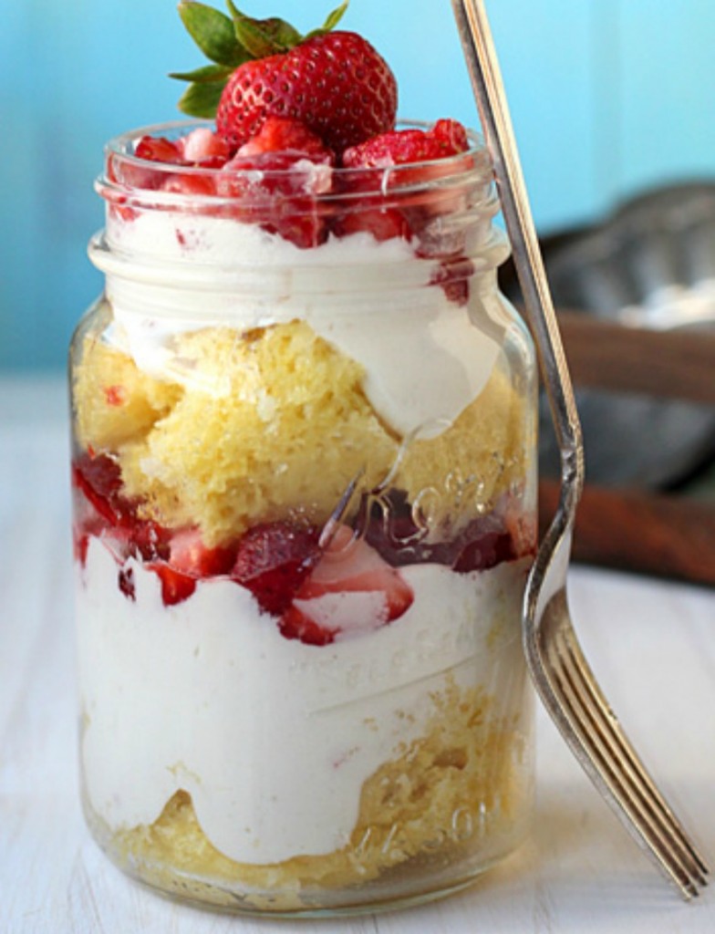 22(strawberry-shortcake-in-a-jar)
