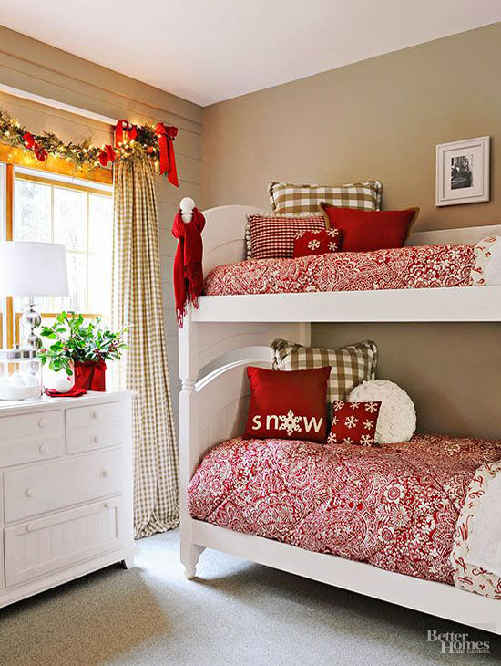 35 Mesmerizing Christmas Bedroom Decorating Ideas All