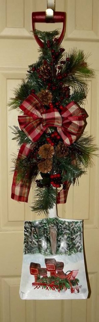 Most Loved Christmas Door Decorations Ideas on Pinterest – All About ...