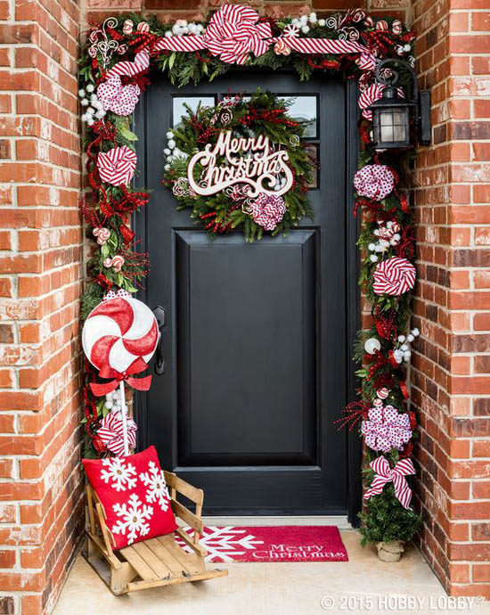 Most Loved Christmas Door Decorations Ideas on Pinterest - All About ...