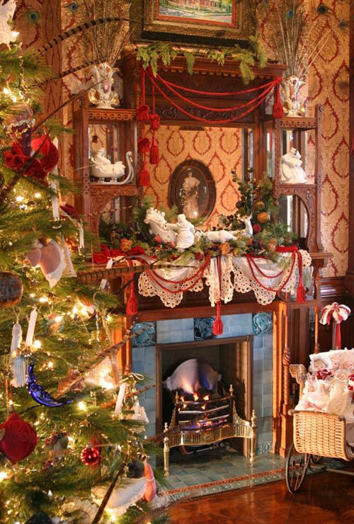 30+ Exquisitely Stunning Victorian Christmas Decorating Ideas All