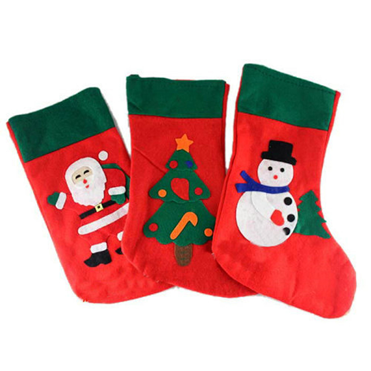 40 Wonderful Christmas Stockings Decoration Ideas – All About Christmas