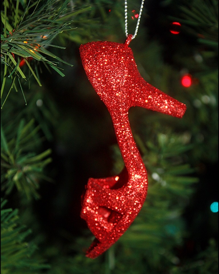 40 Super Cool Christmas Shoes and Ways to Decorate With It All About