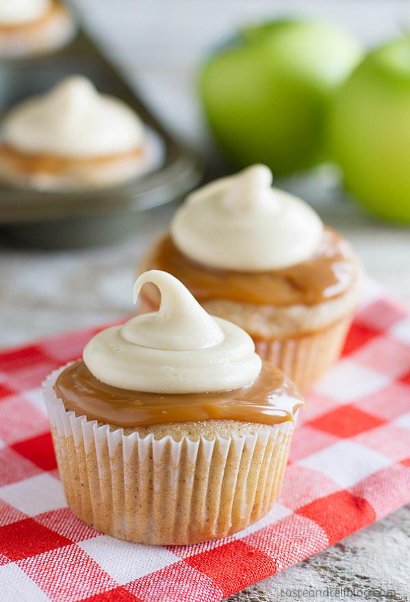 Caramel-Apple-Cupcake