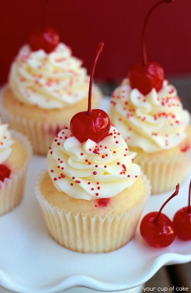 Maraschino-Cherry-Cupcakes